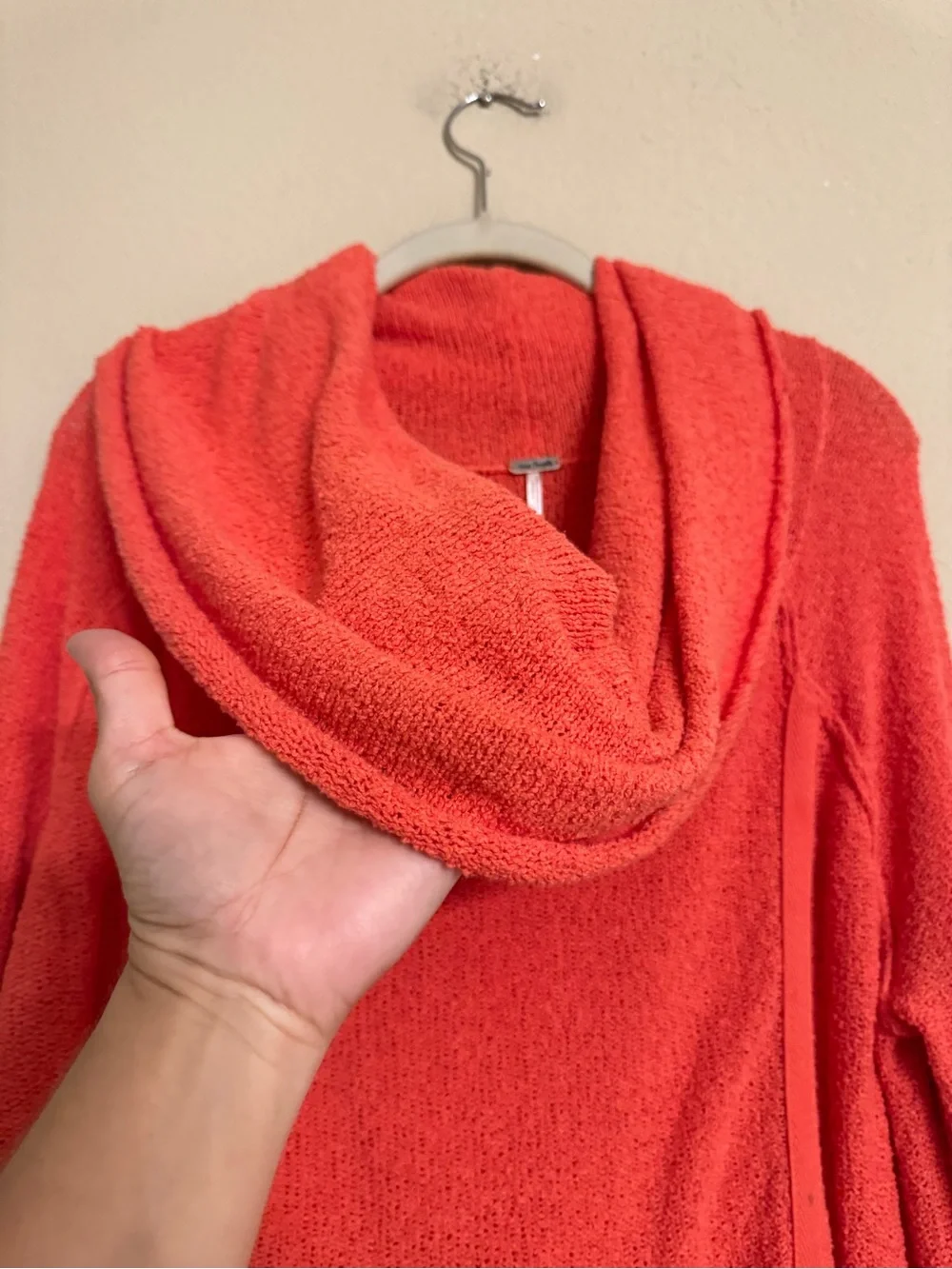 FREE PEOPLE Long Sleeve Knit Sweater Womens M Cowl Neck Orange Asymmetrical Hem